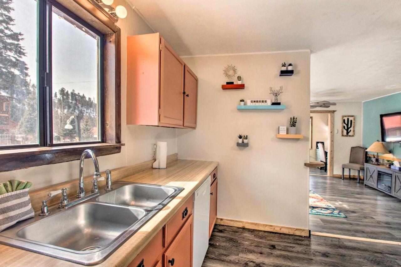 Cozy Red River Condo - Walk To Chair Lift! Екстериор снимка