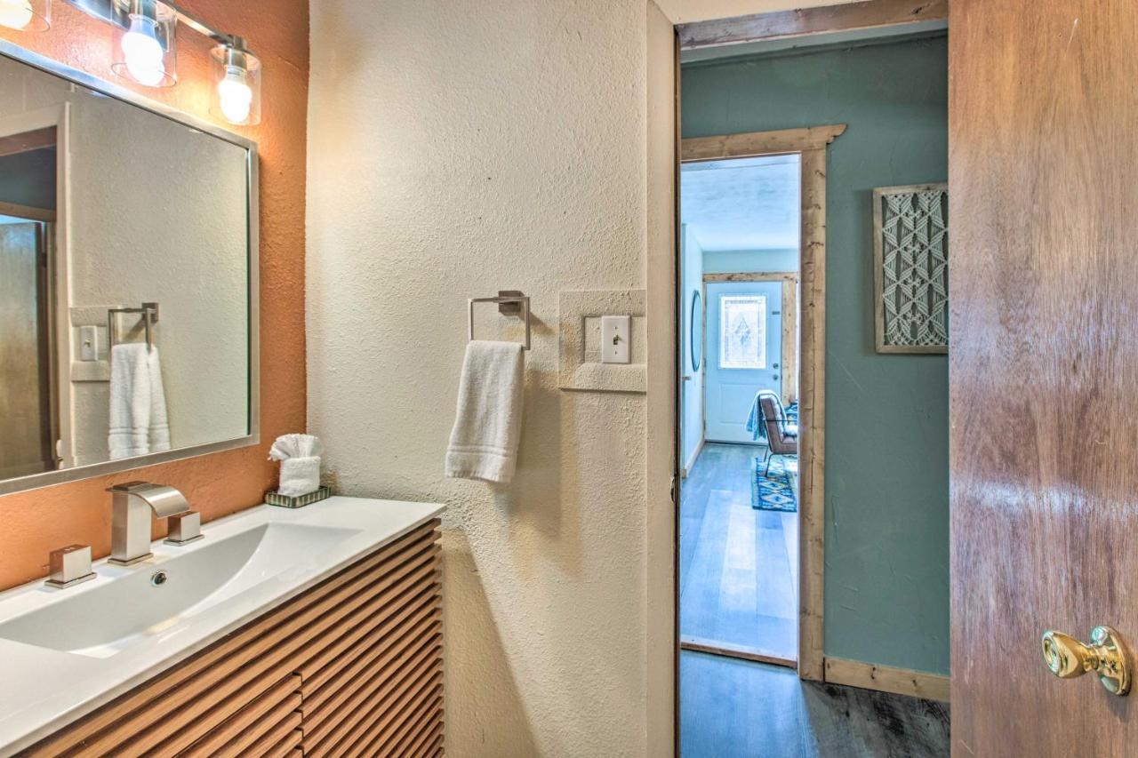Cozy Red River Condo - Walk To Chair Lift! Екстериор снимка